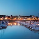 Daire 1 Situee Dans Un Magnifique Village Familiale