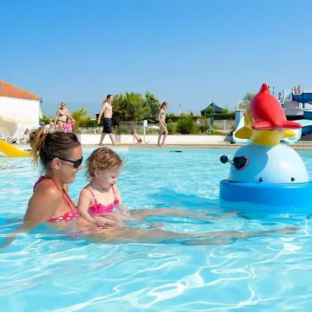 1 Situee Dans Un Magnifique Village Familiale * Talmont-Saint-Hilaire