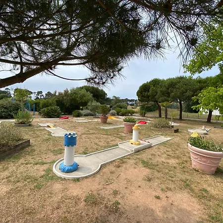 Résidence 1 Située Dans Un Magnifique Village Familiale