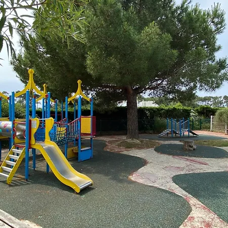 1 Situee Dans Un Magnifique Village Familiale Appartement